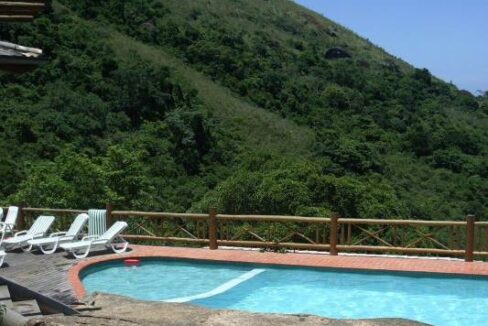 Linda-casa-em-condomínio-com-vista-para-o-mar-em-Ilhabela37