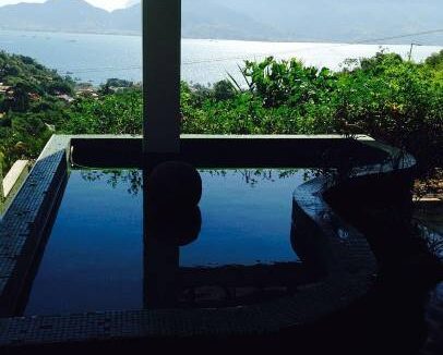 Casa-a-venda-em-Ilhabela-em-condomínio-fechado1