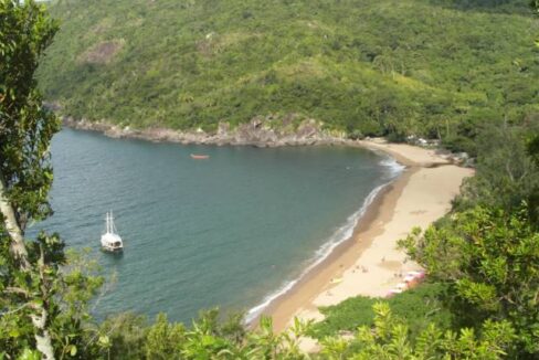 Lindo-terreno-para-incorporação-em-Ilhabela-6