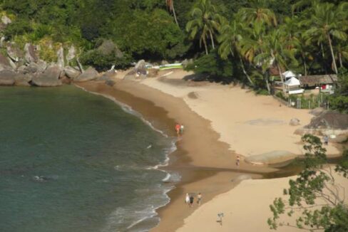 Lindo-terreno-para-incorporação-em-Ilhabela4
