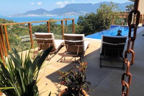 Casa-de-alto-padrão-em-Ilhabela-com-vista-para-o-mar11