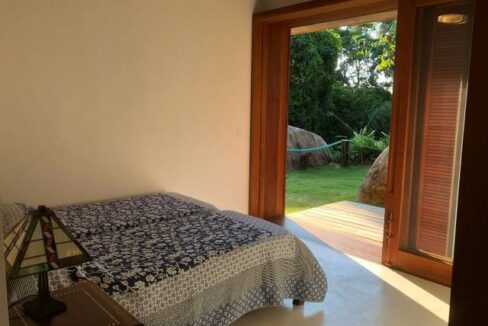 Casa-a-venda-em-Ilhabela-em-condomínio-fechado-6