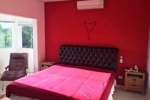 Casa-a-venda-em-Ilhabela-proximo-a-natureza4