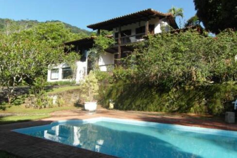 Casa-charmosa-em-Ilhabela-1