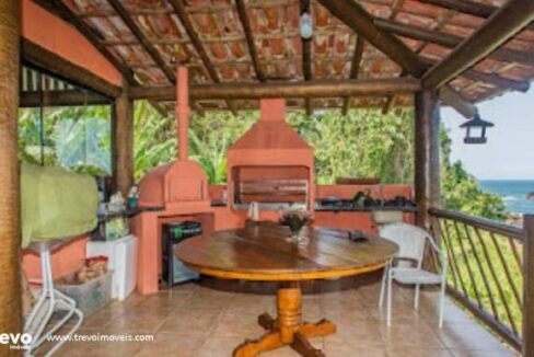 Casa-charmosa-a-venda-em-Ilhabela-na-costeira-frente-ao-mar19
