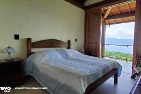 Casa-a-venda-em-Ilhabela-com-vista-para-o-mar14