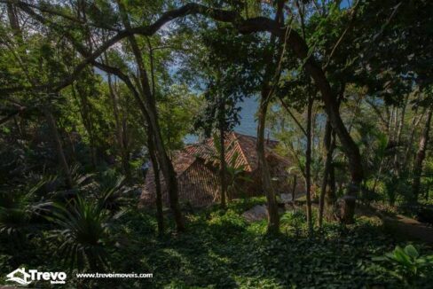 Casa-a-venda-na-costeira-em-Ilhabela11