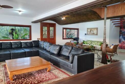 Casa-luxuosa-a-venda-em-Ilhabela27