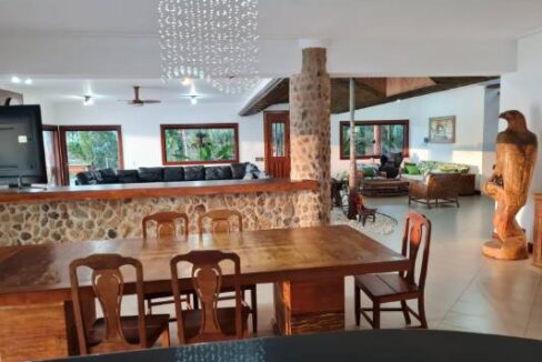 Casa-luxuosa-a-venda-em-Ilhabela29