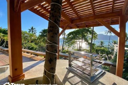 Casa-pe-na-areia-a-venda-em-Ilhabela14