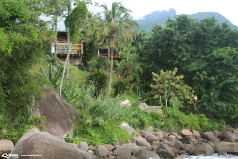 casinha-charmosa-na-costeira-em-ilhabela