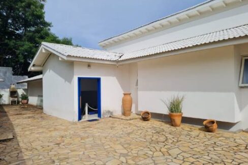 Casa de costeira a venda em Ilhabela (1)