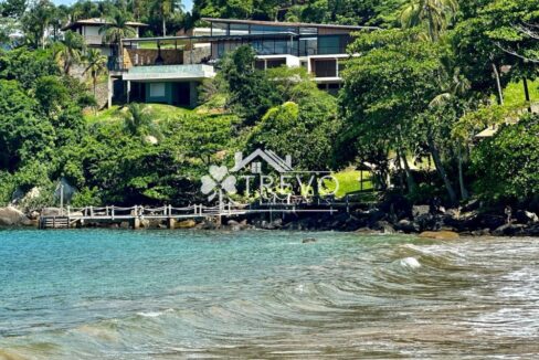 casa-de-luxo-frente-ao-mar-em-ilhabela50