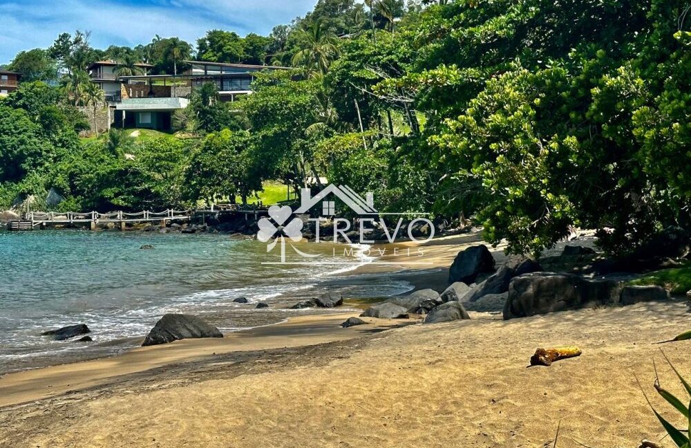 casa-de-luxo-frente-ao-mar-em-ilhabela53
