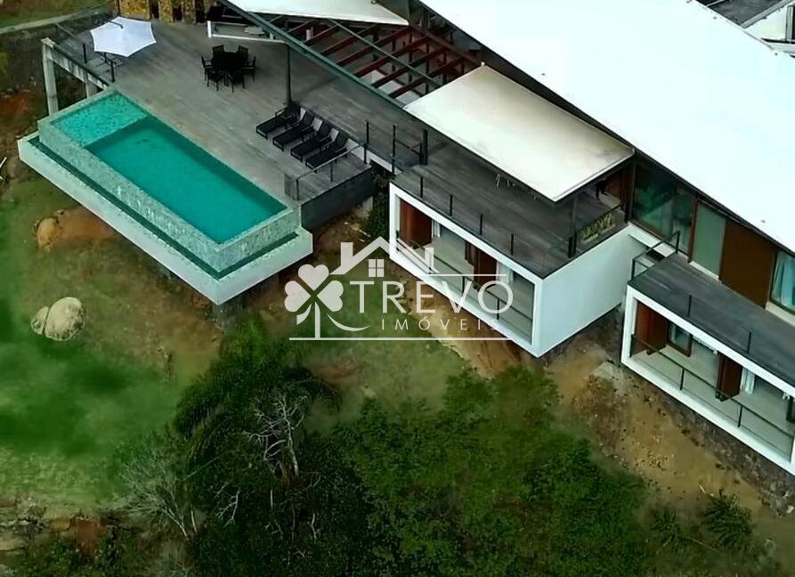 casa-de-luxo-frente-ao-mar-em-ilhabela55