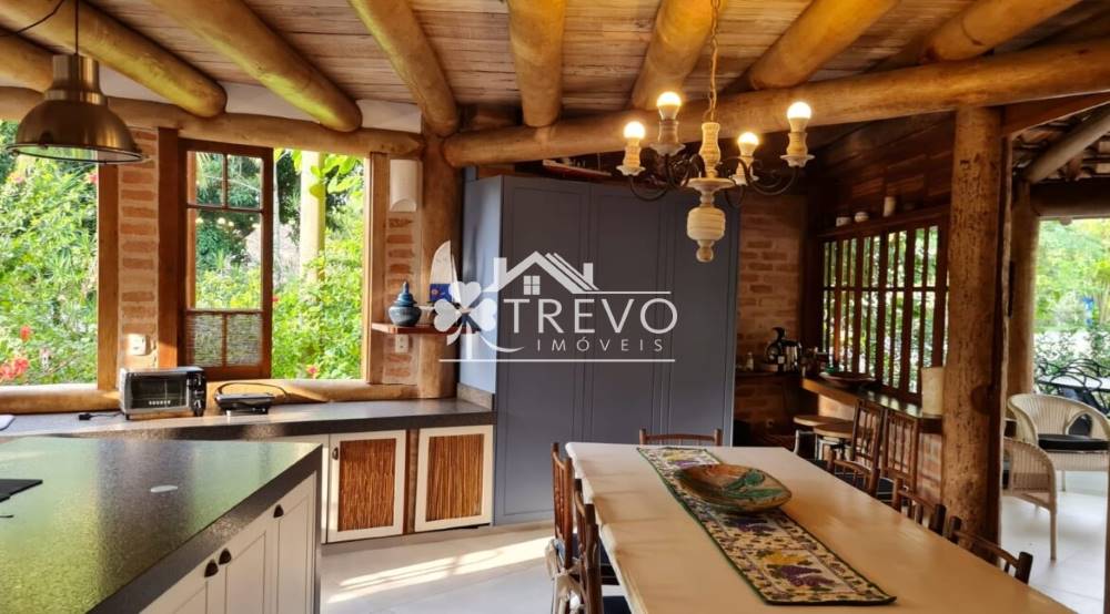 casa-pe-na-areia-em-ilhabela24