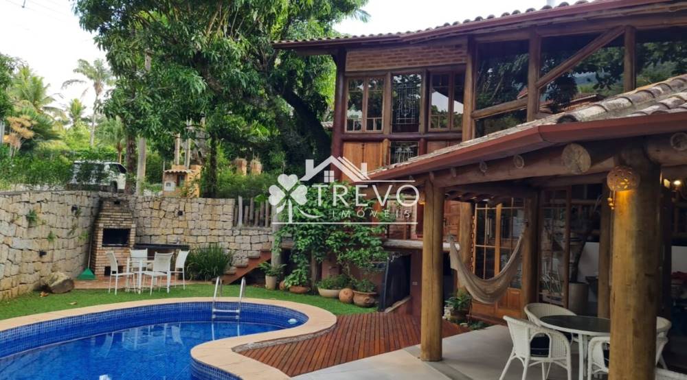casa-pe-na-areia-em-ilhabela9