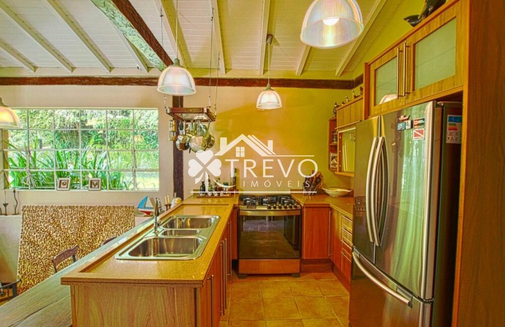 Casa-charmosa-em-condomínio-fechado19