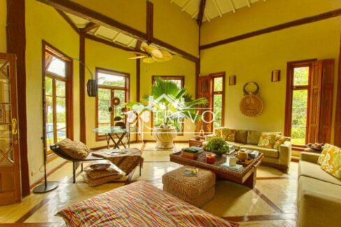 Casa-charmosa-em-condomínio-fechado20