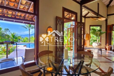 Casa-charmosa-em-condomínio-fechado40