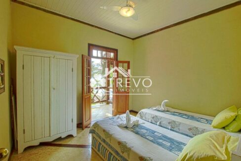 Casa-charmosa-em-condomínio-fechado41