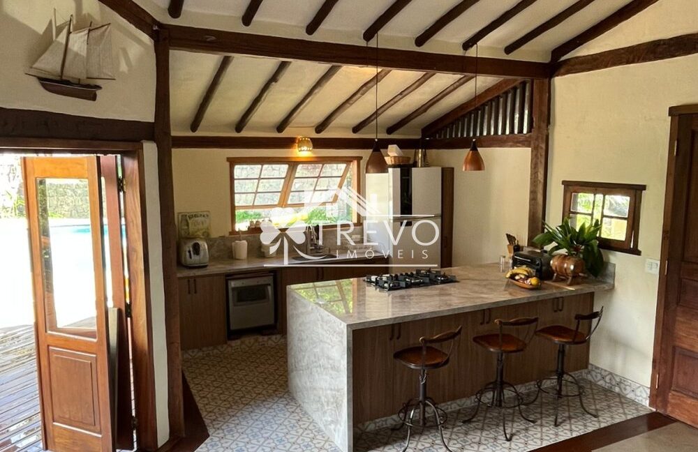 f2b7f6b9-13f3-4890-98c7-cd08fdaf2065