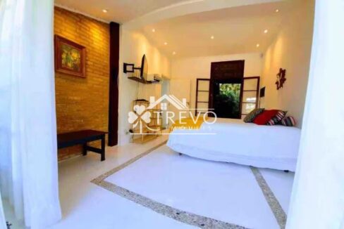 Casa-a-venda-em-Ilhabela-com-vista-panorâmica-para-o-mar15