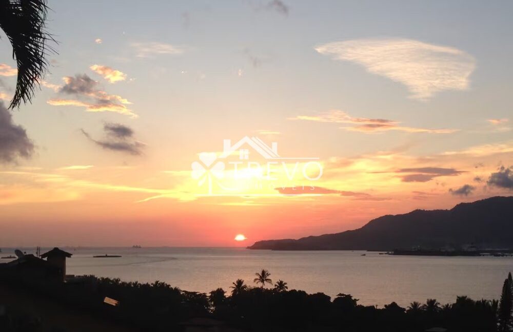 Casa-a-venda-em-Ilhabela-com-vista-panorâmica-para-o-mar22