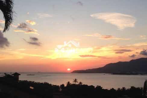 Casa-a-venda-em-Ilhabela-com-vista-panorâmica-para-o-mar22