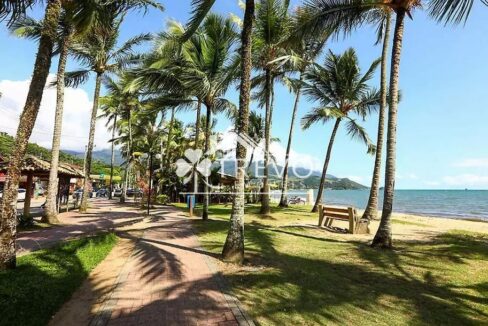 Casa-a-venda-em-Ilhabela-com-vista-panorâmica-para-o-mar28 (2)