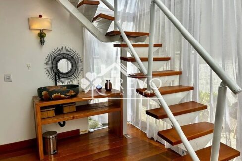Casa-a venda-em Ilhabela-em- condominio-pe-na-reia11