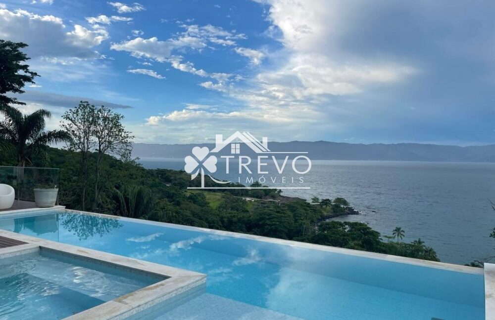 Casa-a venda-em Ilhabela-em- condominio-pe-na-reia22