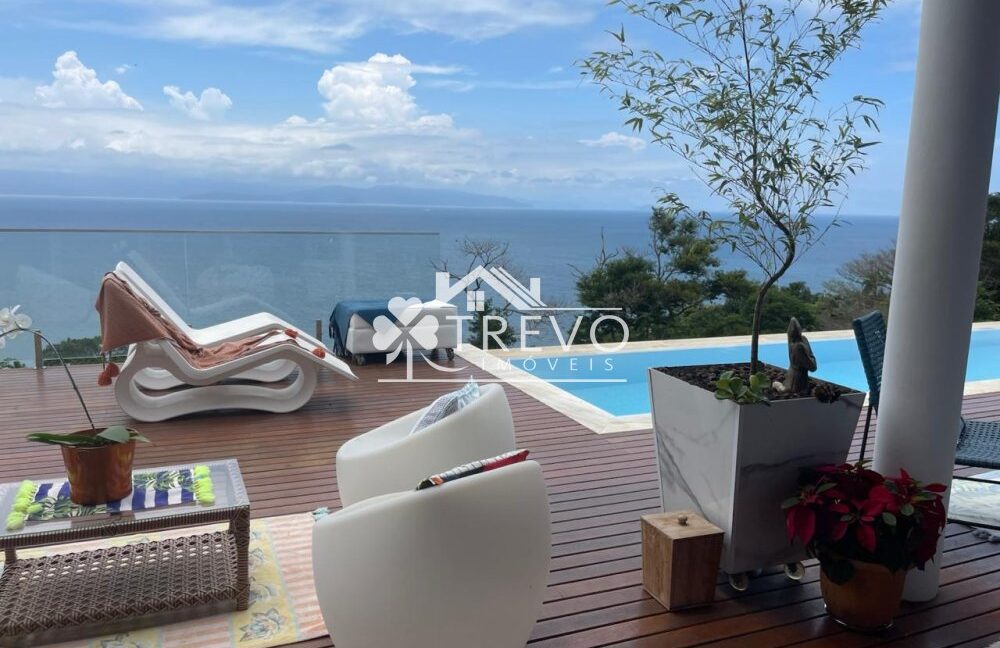 Casa-a venda-em Ilhabela-em- condominio-pe-na-reia26