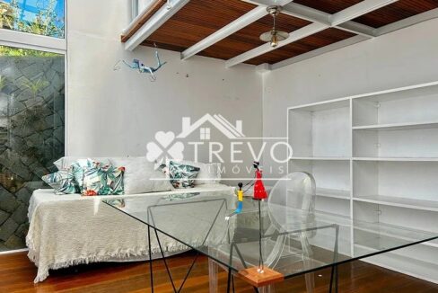 Casa-a venda-em Ilhabela-em- condominio-pe-na-reia34