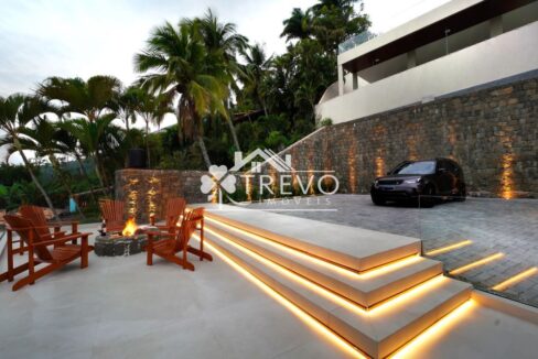 Casa-moderna-a-venda-em-ilhabela1