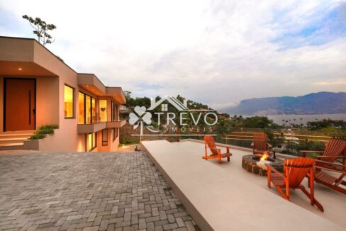 Casa-moderna-a-venda-em-ilhabela23