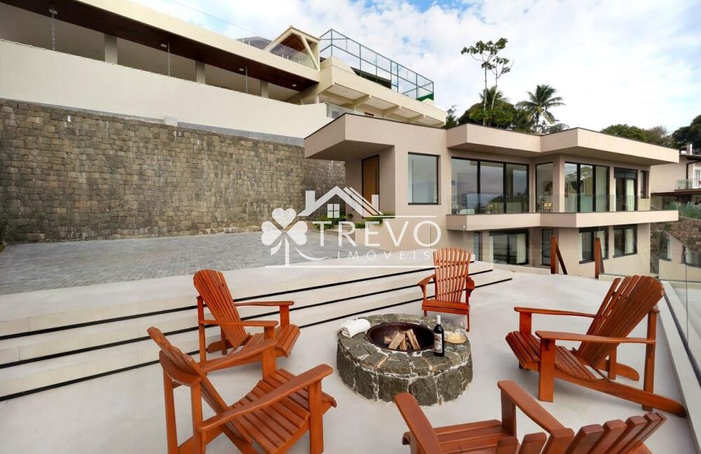 Casa-moderna-a-venda-em-ilhabela29