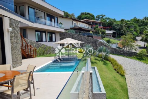 Casa-moderna-a-venda-em-ilhabela31