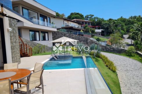 Casa-moderna-a-venda-em-ilhabela37