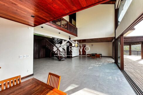 casa-pe-na-areia-em-ilhabela28