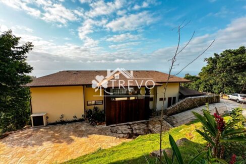 casa-pe-na-areia-em-ilhabela5