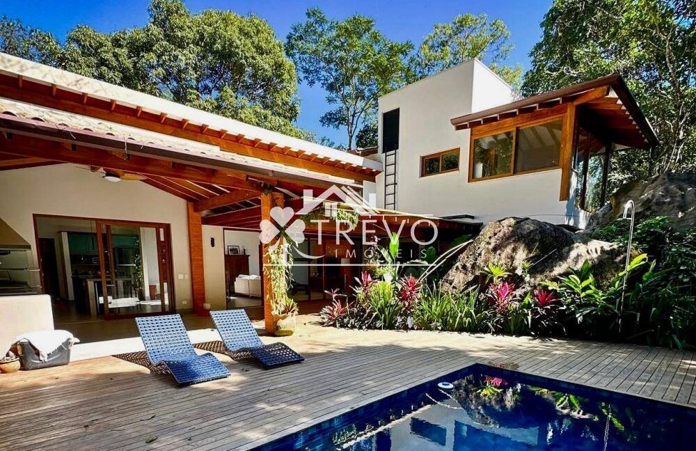 Casa-nova-em-condominio-fechado