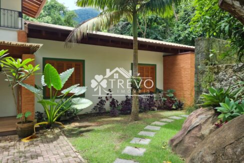 Casa-nova-em-condominio-fechado17