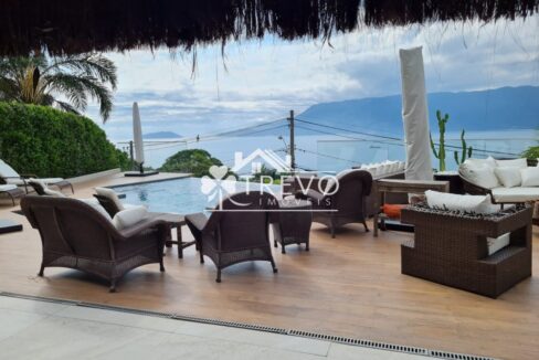Casa-luxuosa-a-venda-em-Ilhabela19