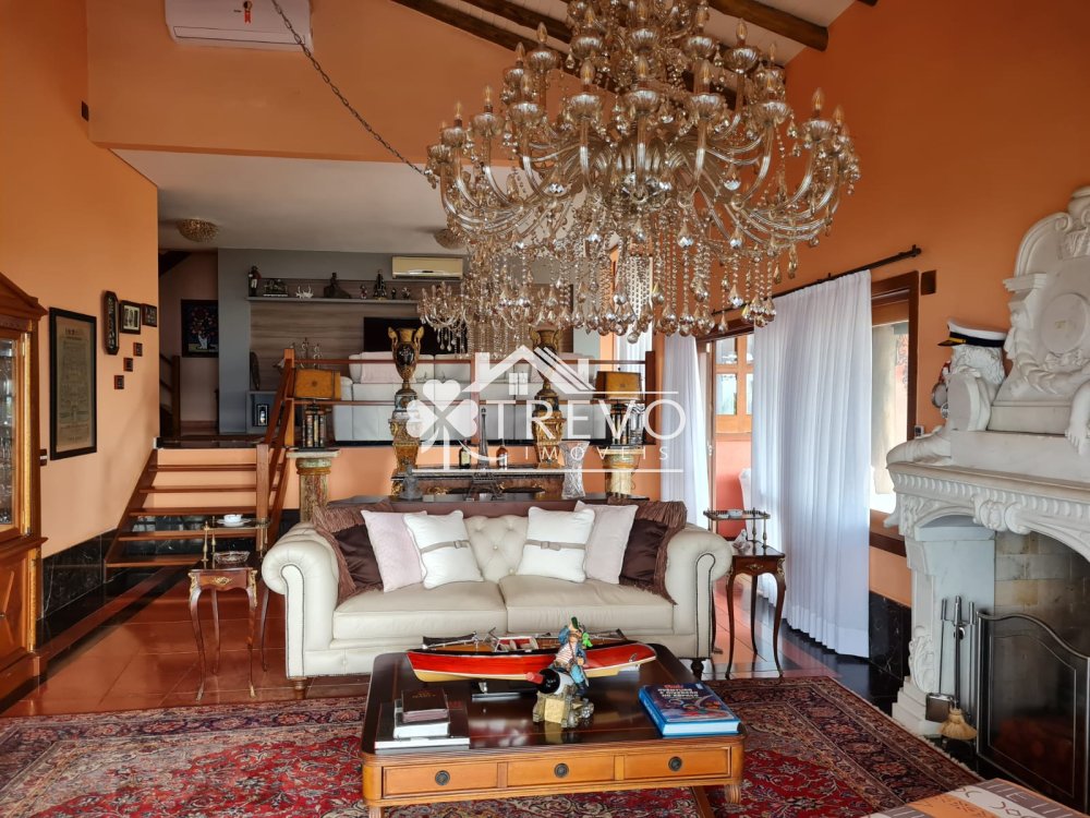 Casa luxuosa a venda em Ilhabela