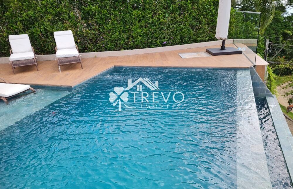 Casa-luxuosa-a-venda-em-Ilhabela28