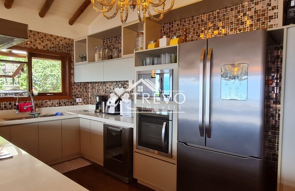 Casa-luxuosa-a-venda-em-Ilhabela31