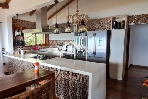 Casa-luxuosa-a-venda-em-Ilhabela42