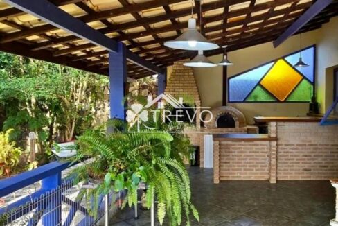 Charmosa-Residência-à-Venda-em-Ilhabela17