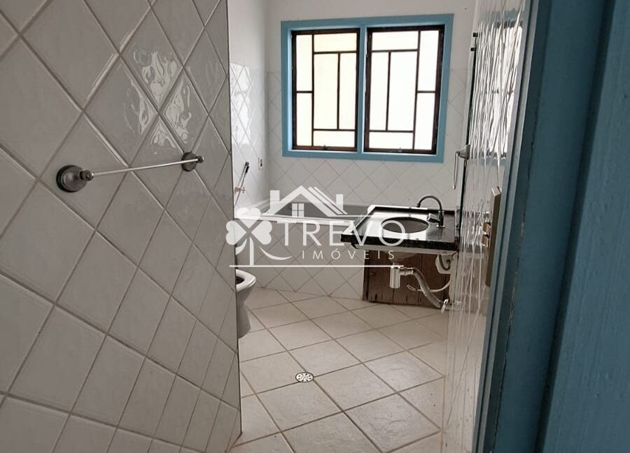 Charmosa-Residência-à-Venda-em-Ilhabela23